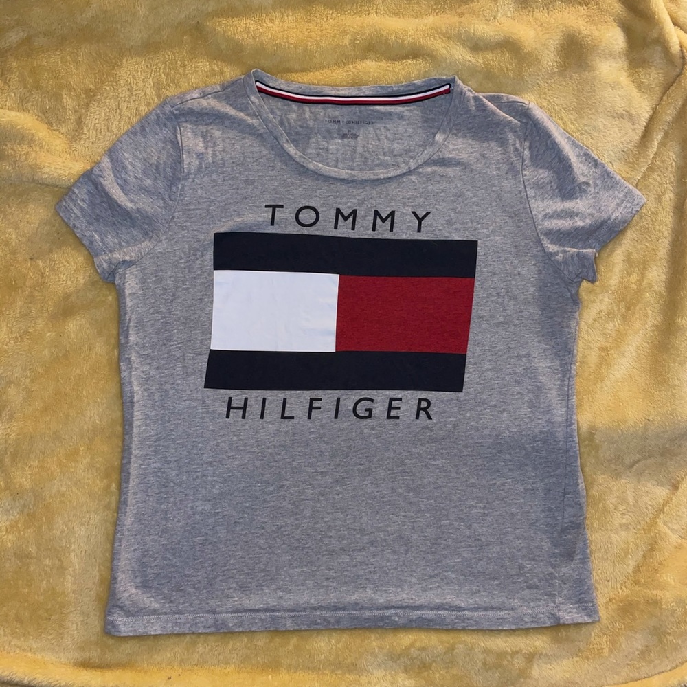 Tommy Hilfiger Logo Tee